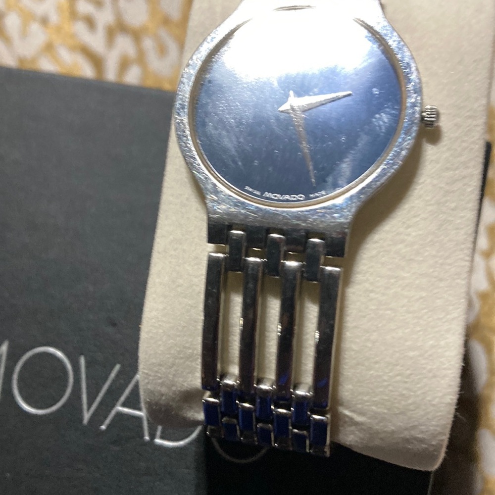 Mens blue face watch